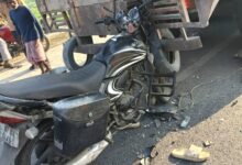 লরির সঙ্গে বাইকের সংঘর্ষ