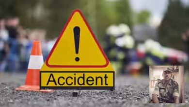 ইনসেটে : মৃত পুলিশকর্মী