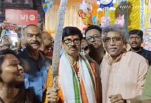 রামনবমীর মিছিলে অস্ত্র হাতে খড়দহের বিজেপি প্রার্থী