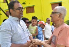 প্রচারে ব্যস্ত তীর্থঙ্কর ঘোষ