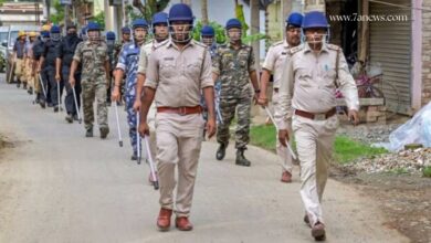 কেন্দ্রীয় বাহিনীর বলয়ে মুড়ছে ভোটমুখী ৭ জেলা