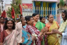 উত্তর দমদমে ক্রমশ ঘরের মেয়ে হয়ে উঠছেন দীপ্সিতা