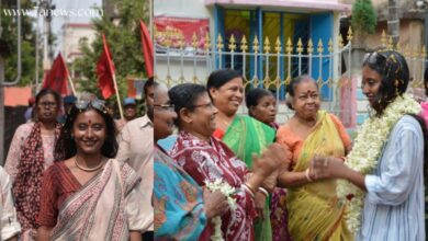 উত্তর দমদমে ক্রমশ ঘরের মেয়ে হয়ে উঠছেন দীপ্সিতা