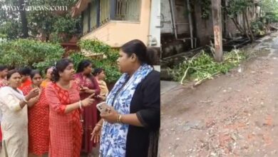 পৌর পরিষেবা নিয়ে বিক্ষোভ,উত্তেজনা পানিহাটীতে