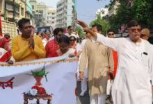 সায়নদীপ মিত্র (বামদিকে )। মানস মুখার্জী (ডানদিকে)