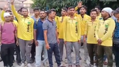 কর্মবিরতিতে নির্দিষ্ট সংস্থার ডেলিভারি কর্মীরা