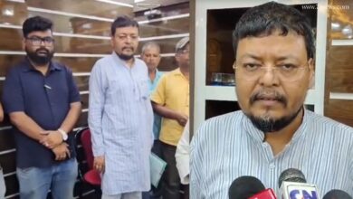 ইস্তফা দিয়েই 'বেসুরো' বিধান বিশ্বাস